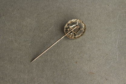 WW1 Tysk Sårettegn "Verwundetenabzeichen" i Sølv. Miniature. Original.