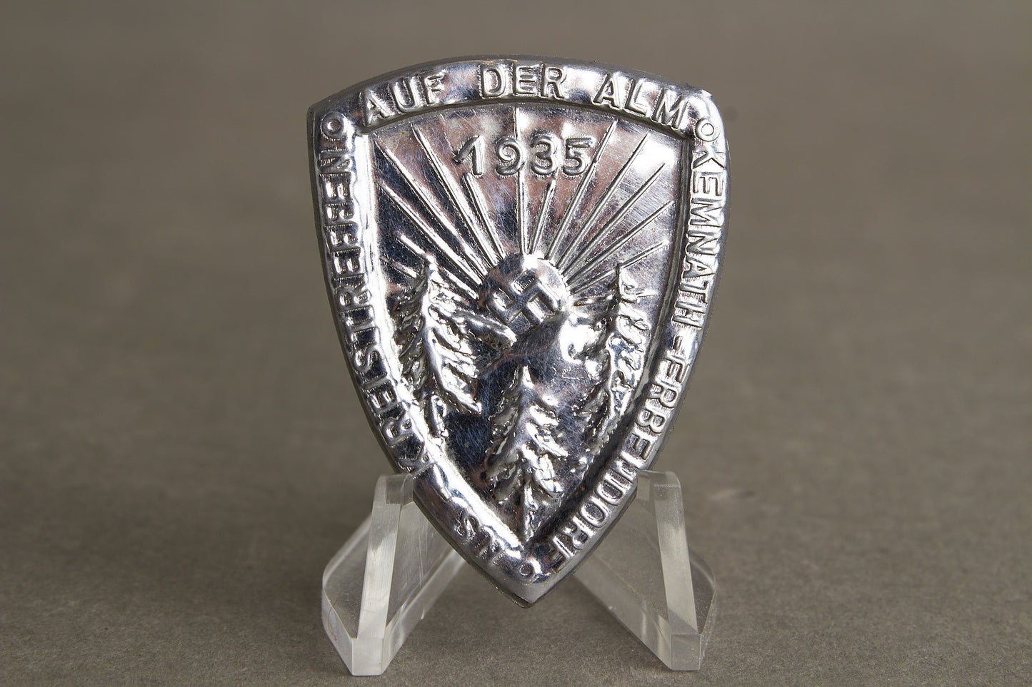 WW2 Tysk Tidlig NSDAP Tinnie. Original.