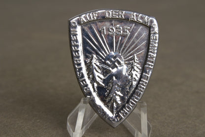 WW2 Tysk Tidlig NSDAP Tinnie. Original.