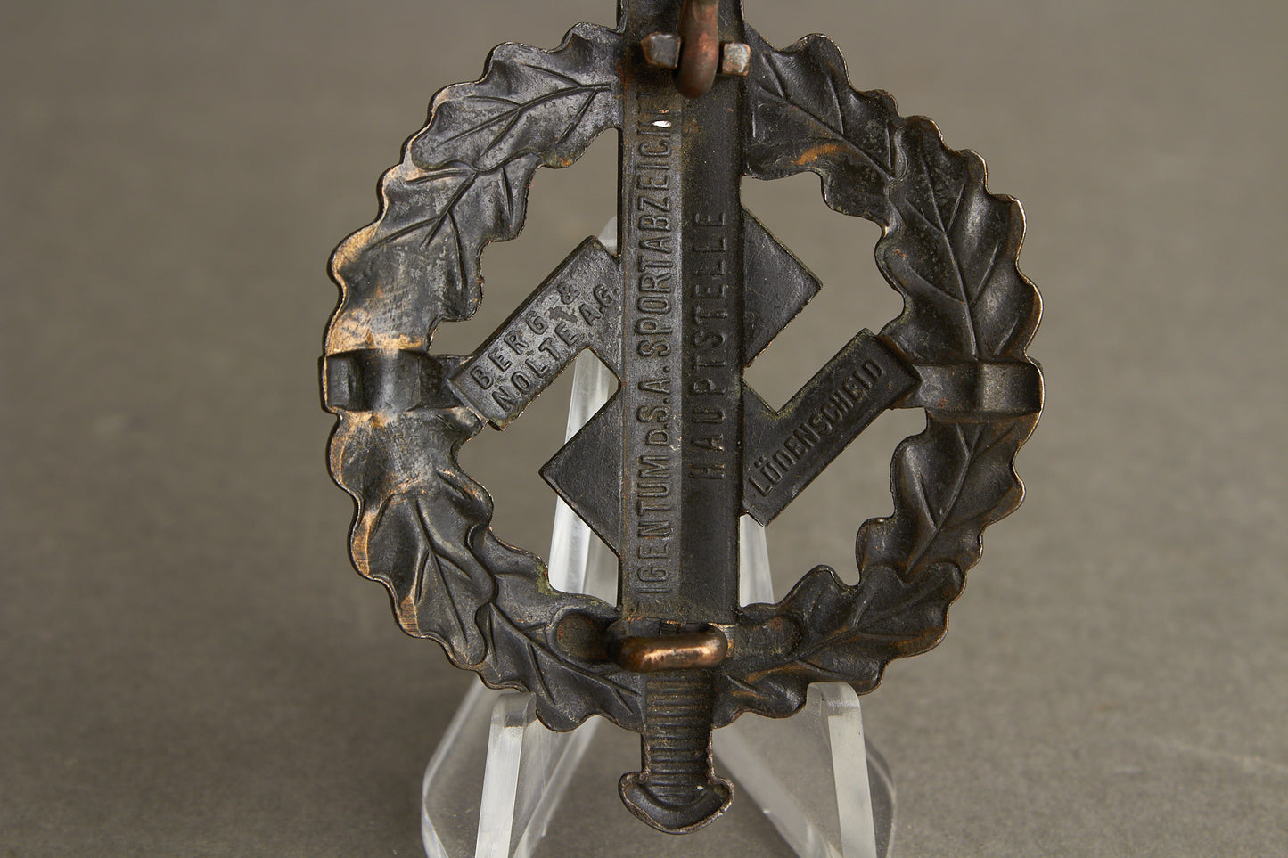 WW2 Tysk 2. Model "SA Sportabzeichen" i Bronze. Original.
