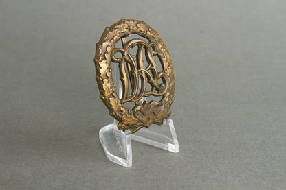 WW2 Tysk "Reichssportabzeichen DRL" i Bronze. Original.