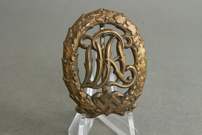 WW2 Tysk "Reichssportabzeichen DRL" i Bronze. Original.