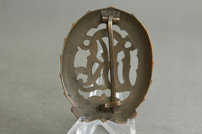 WW2 Tysk "Reichssportabzeichen DRL" in Bronze. Original.