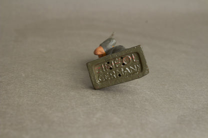 WW2 Tysk Lineol Legetøjssoldat. Original.