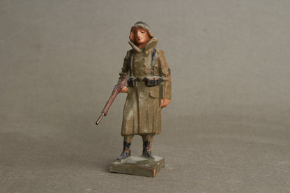 WW2 Tysk Lineol Legetøjssoldat. Original.