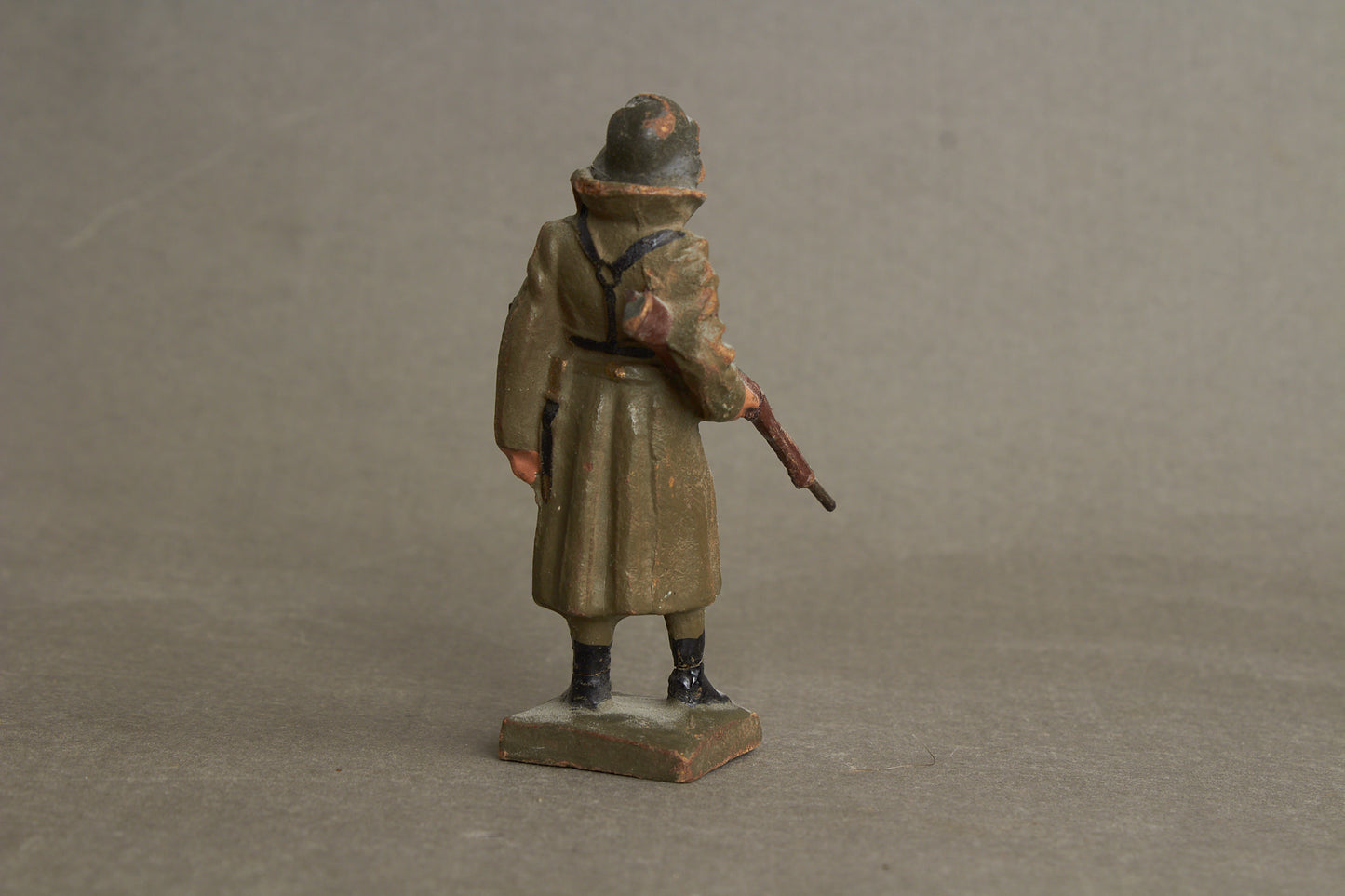 WW2 Tysk Lineol Legetøjssoldat. Original.