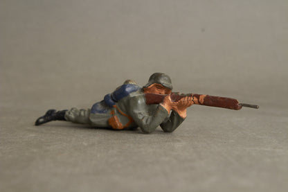 WW2 Tysk Lineol Legetøjssoldat. Original.