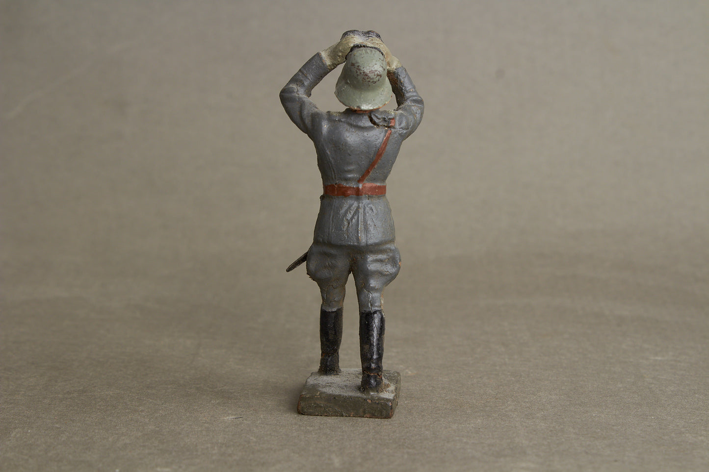 WW2 Tysk Lineol Luftwaffe Officer Legetøjssoldat. Original.