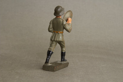 WW2 Tysk Lineol Legetøjssoldat. Original.