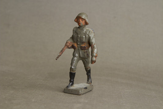 WW2 Tysk Lineol Legetøjssoldat. Original.