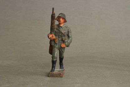 WW2 Tysk Lineol Legetøjssoldat. Original.