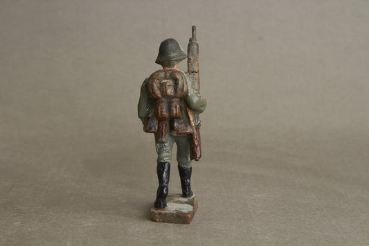 WW2 Tysk Lineol Legetøjssoldat. Original.