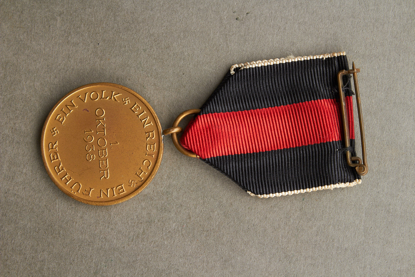 WW2 Tysk 1. Oktober 1938 Medalje. Original.