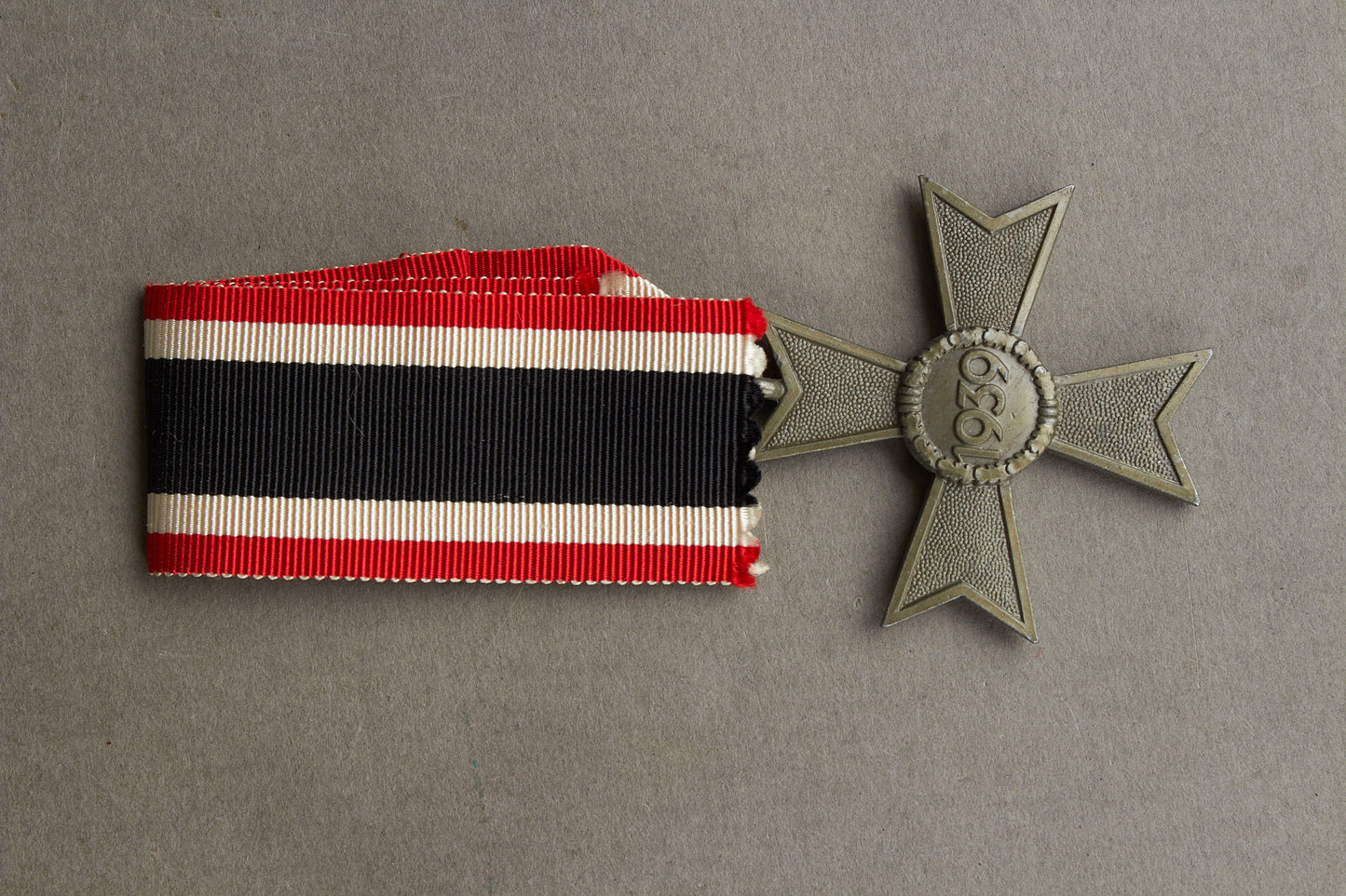 WW2 Tysk KVK u. Sværd. Original.