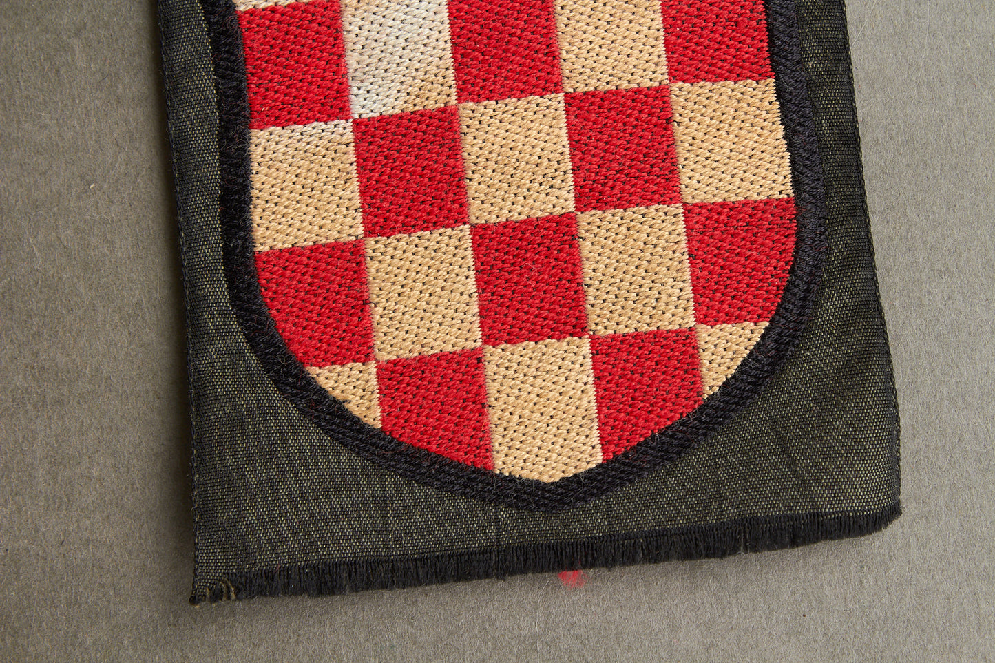 WW2 Tysk Wehrmacht "HRVATSKA" ærmeskjold fra den kroatiske legion. Efterkrigs.