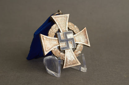 WW2 Tysk "Treudienst-Ehrenzeichen" for 25 års tjeneste. Original.