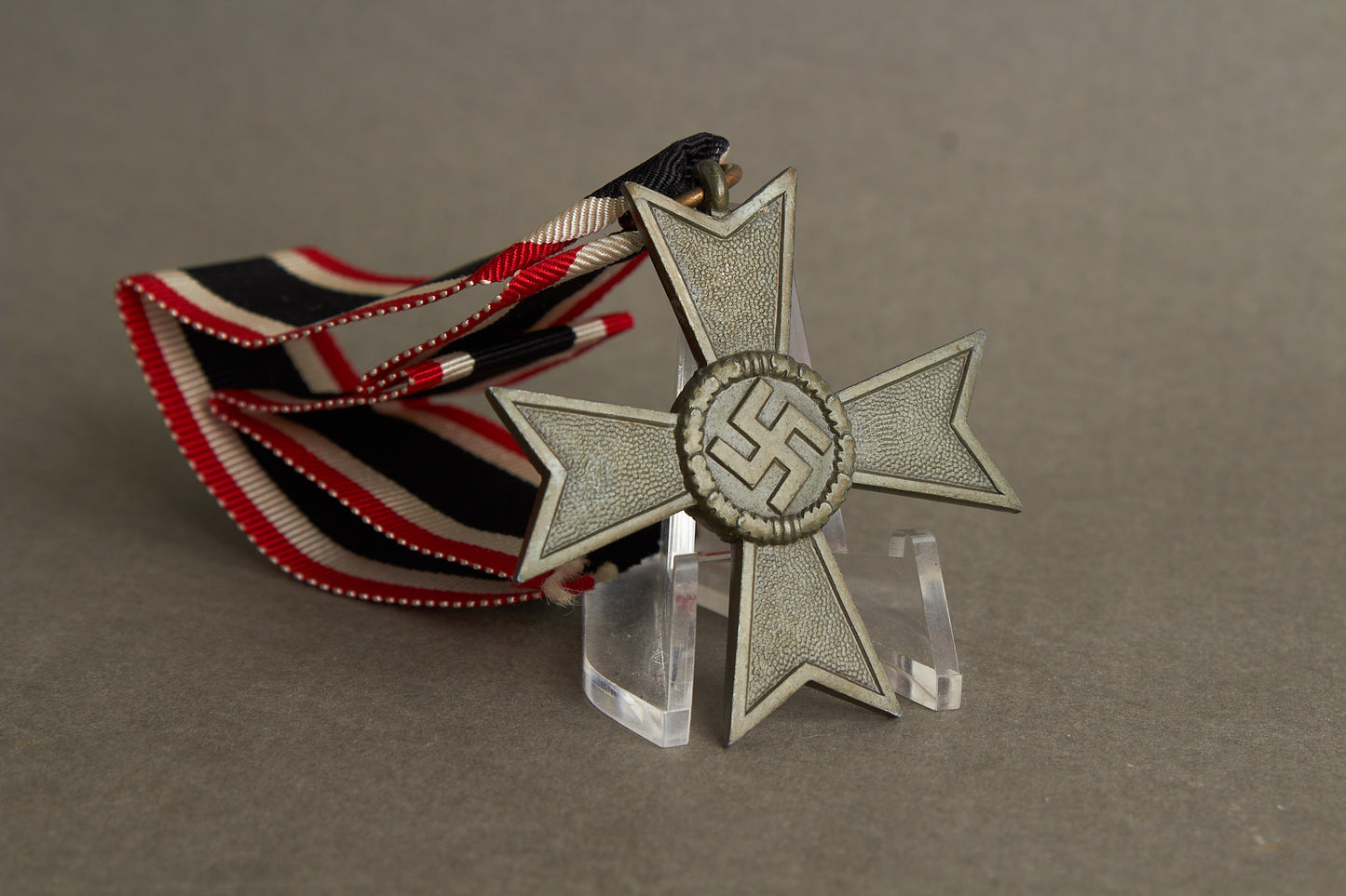 WW2 Tysk KVK u. Sværd. Original.