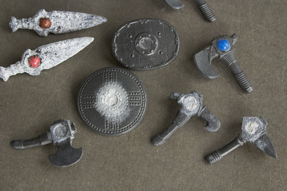 WW2 Tysk Blandet Lot WHW Tinnies. Original.