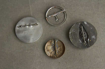 WW2 Tysk Blandet Lot Tinnies. Original.