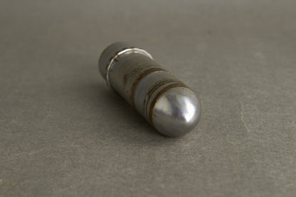 WW1/WW2 Tysk Lighter lavet som "Skyttegravs kunst", i form af en granat. Sjælden. Original.