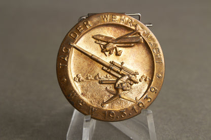 WW2 Tysk "Tag der Wehrmacht 1939" Tinnie. En af de bedre. Original.