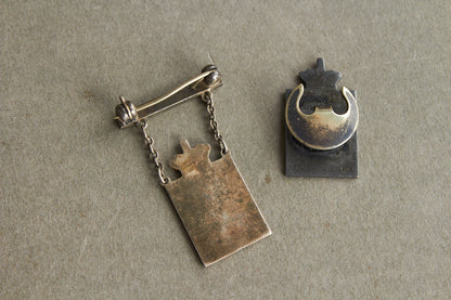 WW2 Danske Georg Jensen Kongemærker i ægte sølv. Original.