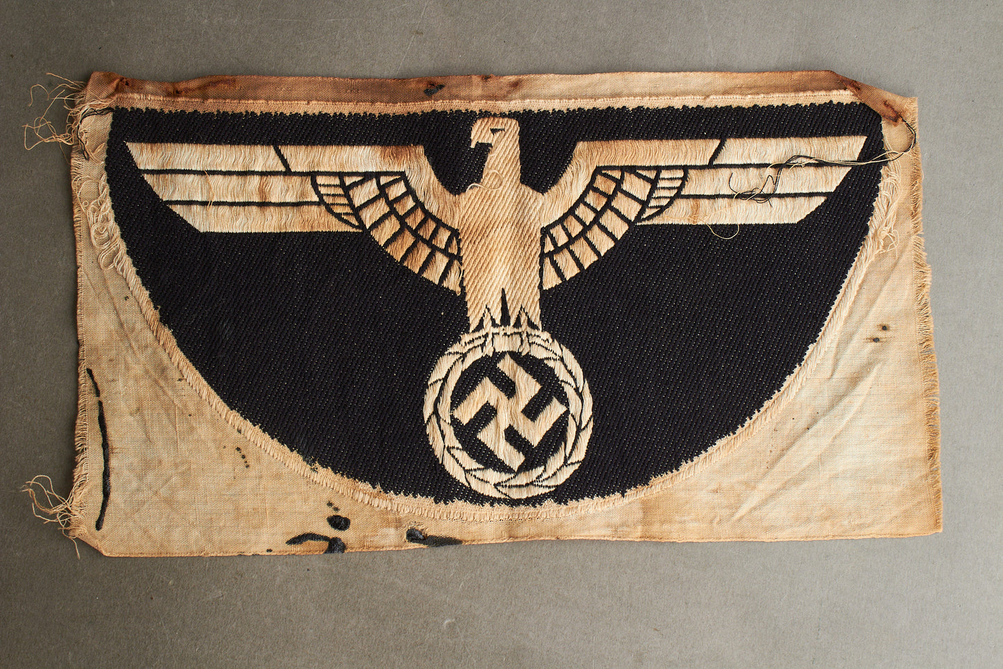 WW2 Tysk Wehrmacht Sportstrøje Ørn. Stor. Original.