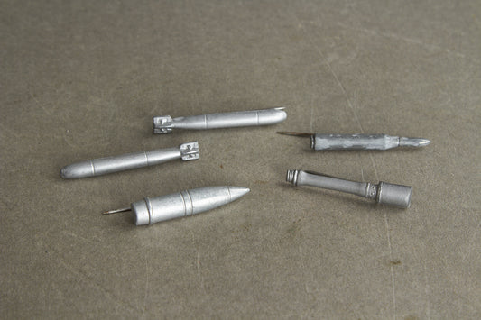 WW2 Tysk WHW Ammunitions lot. 2 torpedoer, M24 stavh., patron og granat. Sjælden. Original.