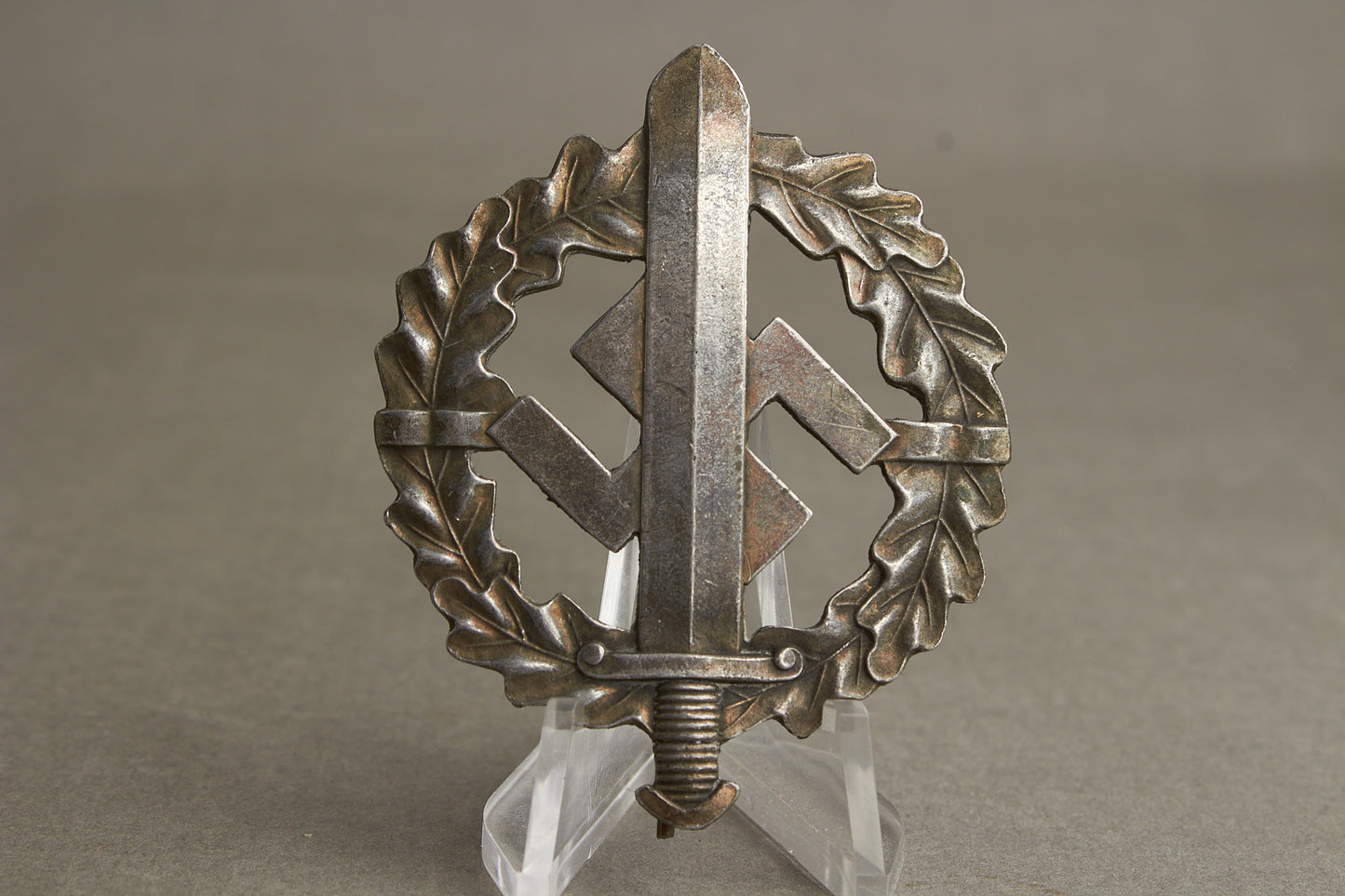 WW2 Tysk SA Sportabzeichen i Bronze. 3. Model. Nålen skiftet. Original.