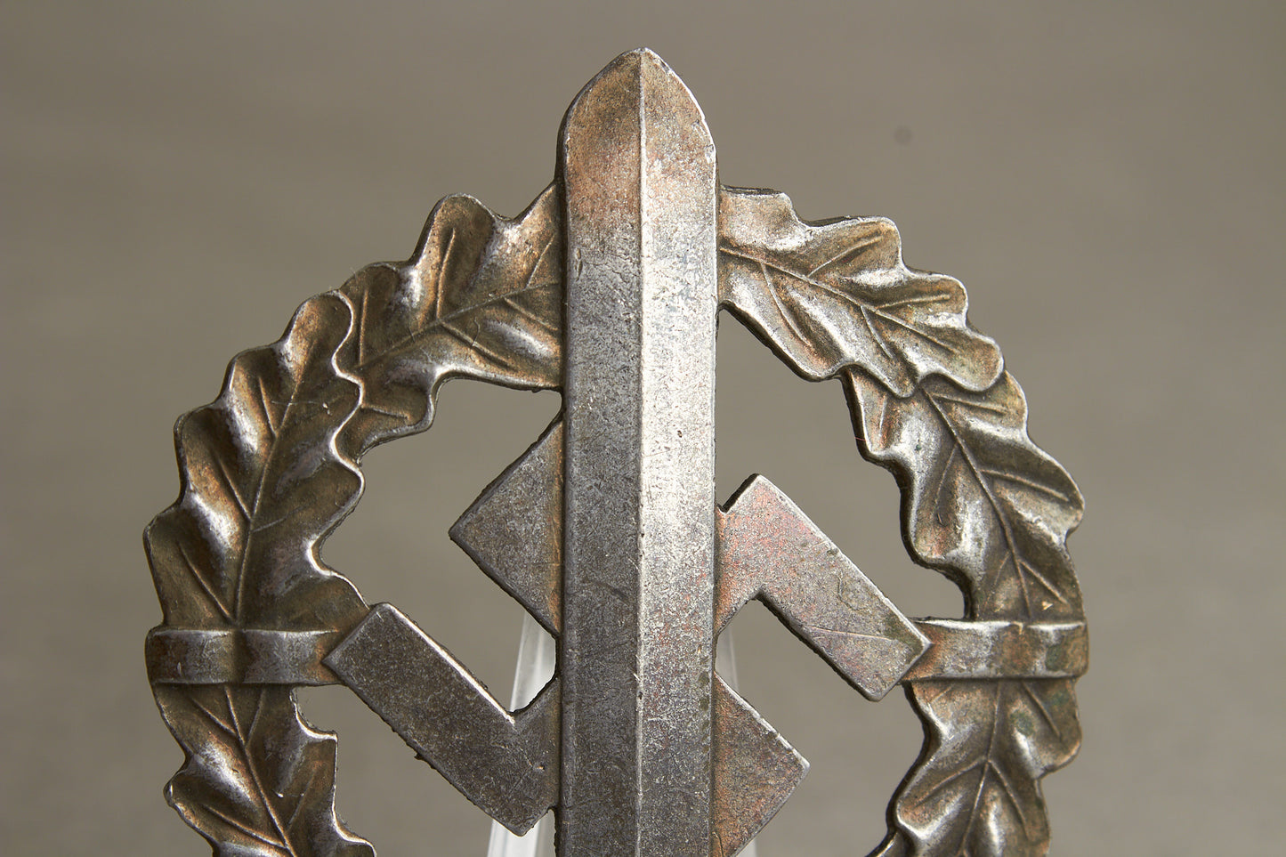 WW2 Tysk SA Sportabzeichen i Bronze. 3. Model. Nålen skiftet. Original.