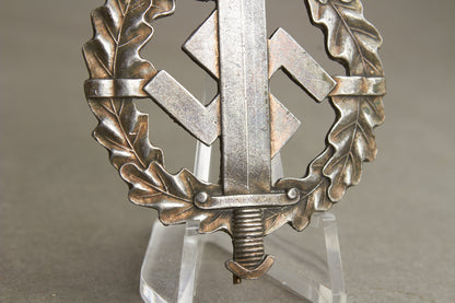 WW2 Tysk SA Sportabzeichen i Bronze. 3. Model. Nålen skiftet. Original.