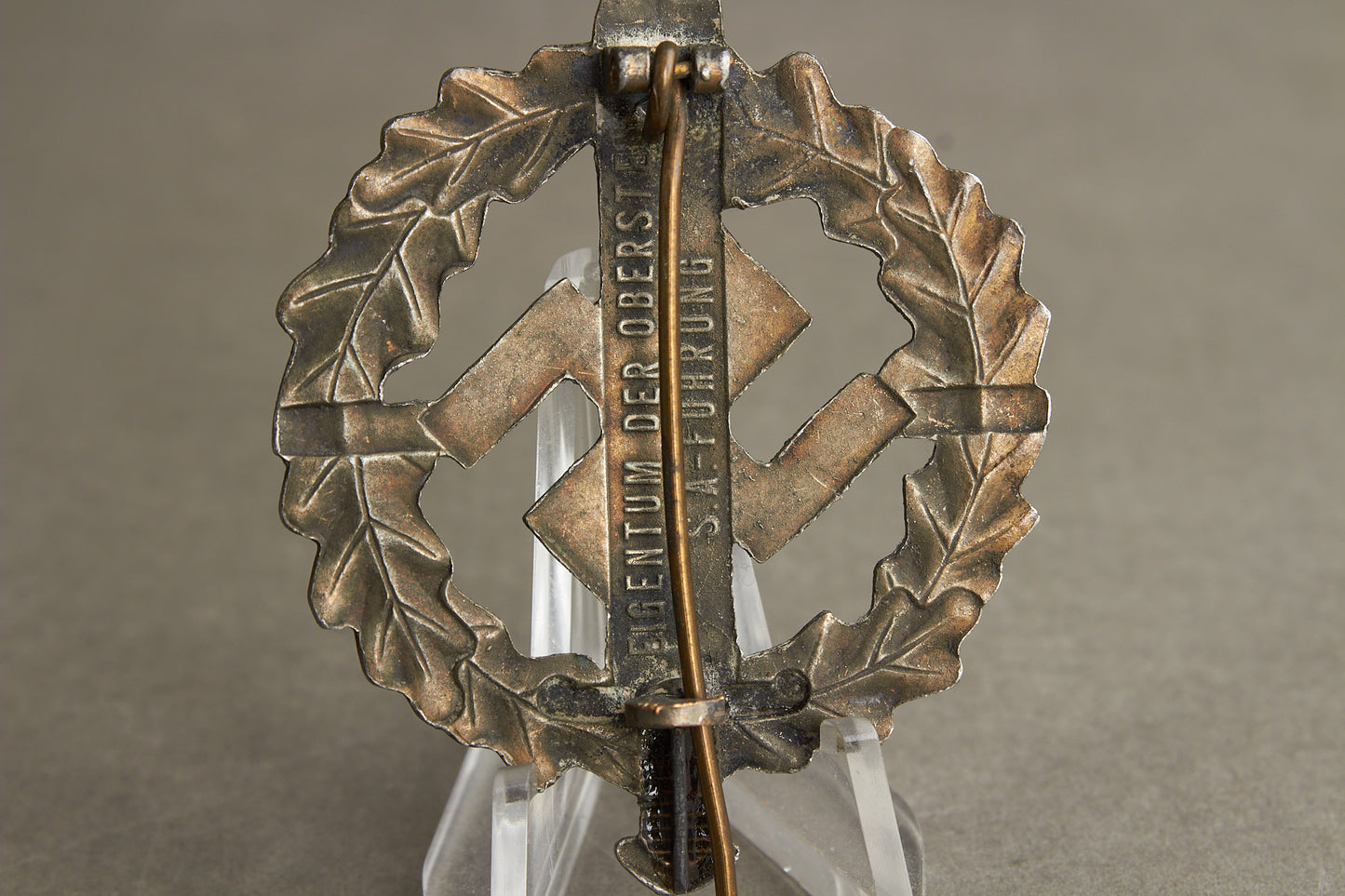 WW2 Tysk SA Sportabzeichen i Bronze. 3. Model. Nålen skiftet. Original.