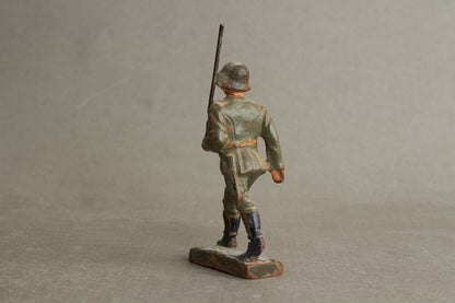 WW2 Tysk Lineol Legetøjssoldat. Original.