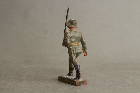 WW2 Tysk Lineol Legetøjssoldat. Original.