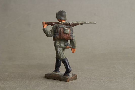 WW2 Tysk Lineol Legetøjssoldat. Original.