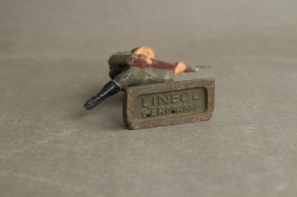 WW2 Tysk Lineol Legetøjssoldat. Original.