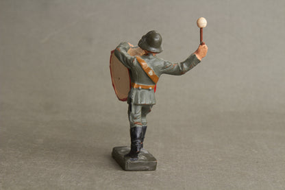 WW2 Tysk Lineol Legetøjssoldat. Original.