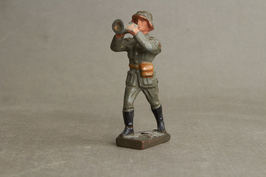 WW2 Tysk Lineol Legetøjssoldat. Original.
