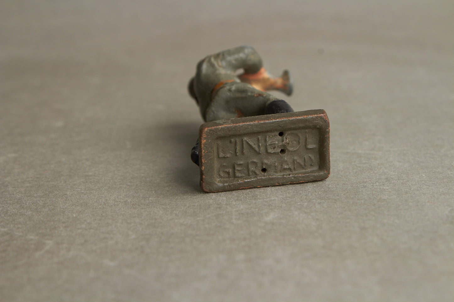 WW2 Tysk Lineol Legetøjssoldat. Original.