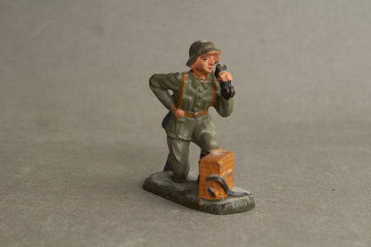 WW2 Tysk Lineol Legetøjssoldat. Original.