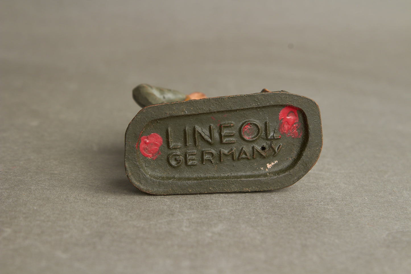 WW2 Tysk Lineol Legetøjssoldat. Original.