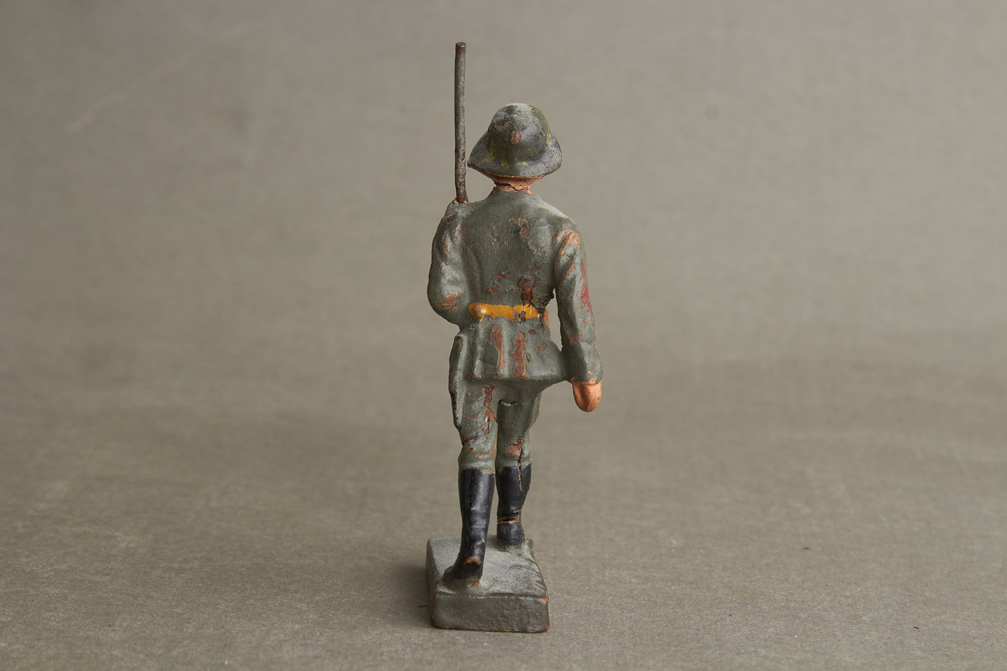 WW2 Tysk Lineol Legetøjssoldat. Original.