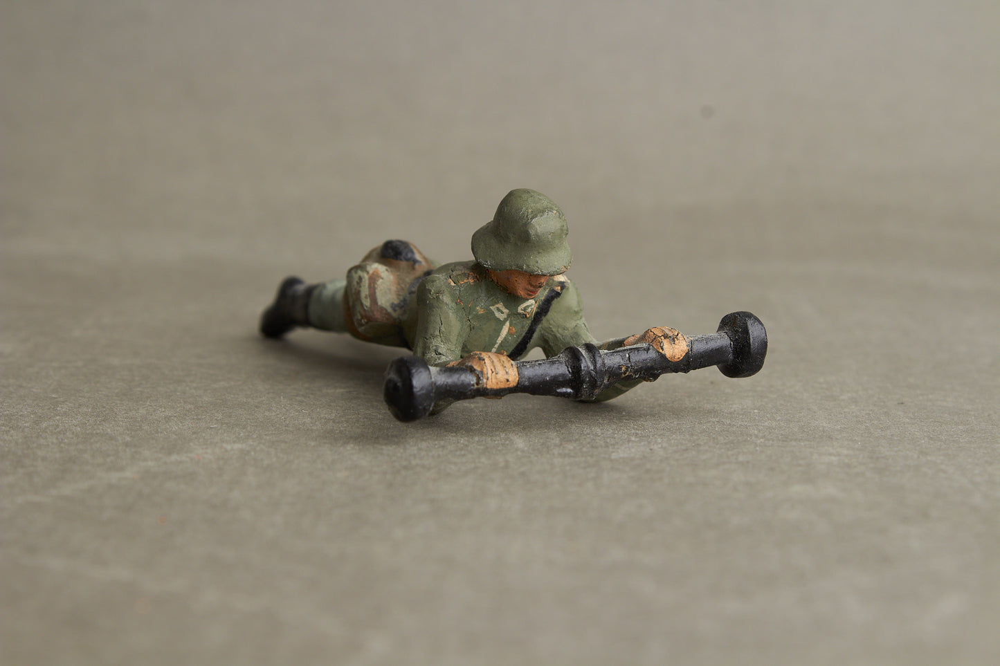 WW2 Tysk Lineol Legetøjssoldat. Original.