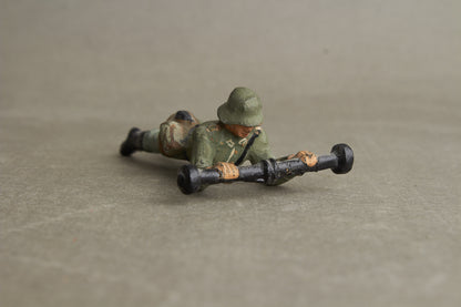 WW2 Tysk Lineol Legetøjssoldat. Original.
