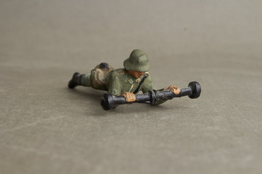 WW2 Tysk Lineol Legetøjssoldat. Original.