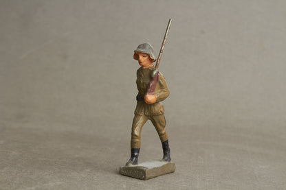WW2 Tysk Lineol Legetøjssoldat. Original.