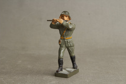 WW2 Tysk Lineol Legetøjssoldat. Original.
