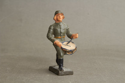 WW2 Tysk Lineol Legetøjssoldat. Original.