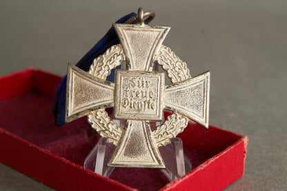 WW2 Tysk Treudienst 25 år i æske. Original.