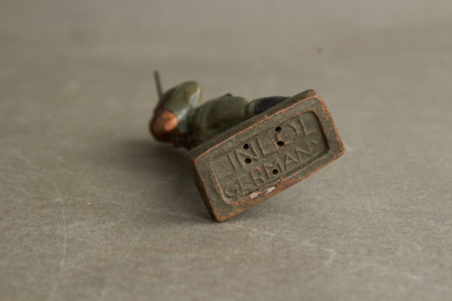 WW2 Tysk Lineol Legetøjssoldat. Original.